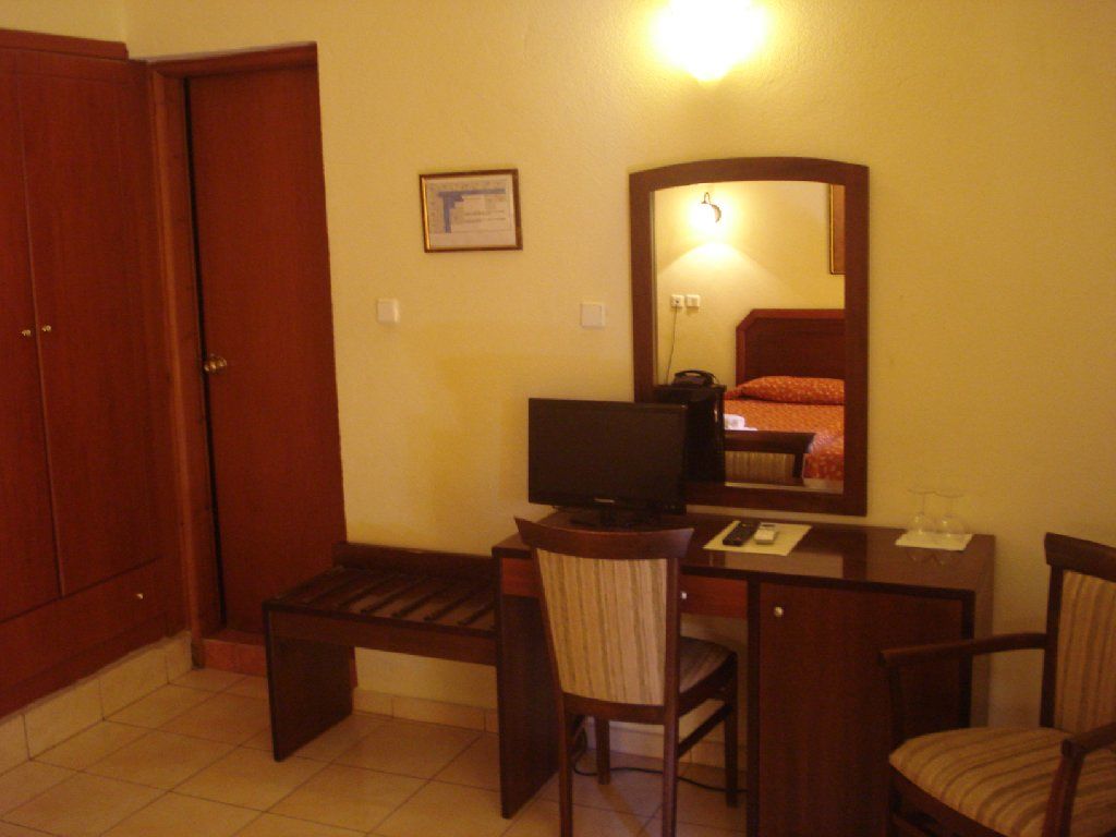 Theatro Odysseon Hotel